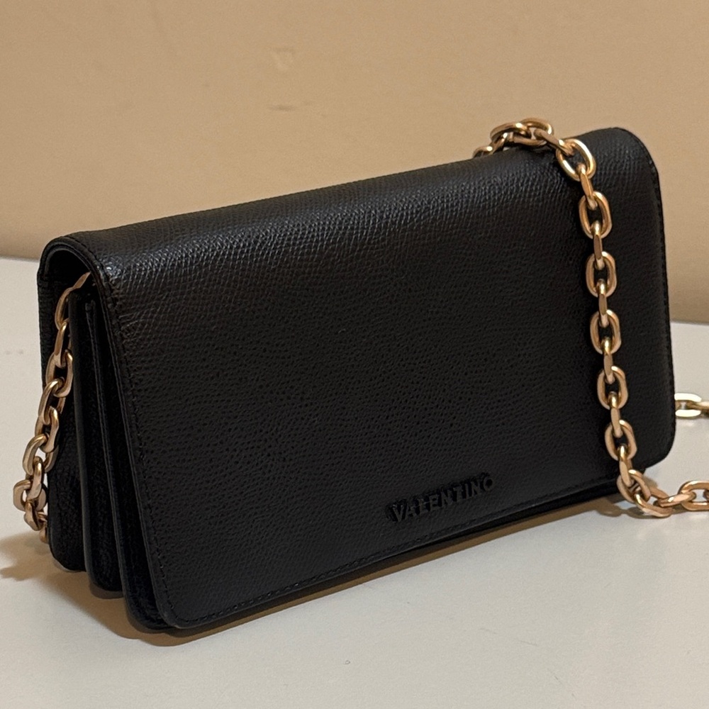 Valentino✨ Wallet/Clutch with Gold Chain by Mario Valentino